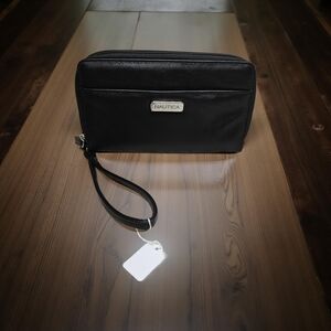 NWOT Customer Return Nautica Black Wristlet/ Wallet